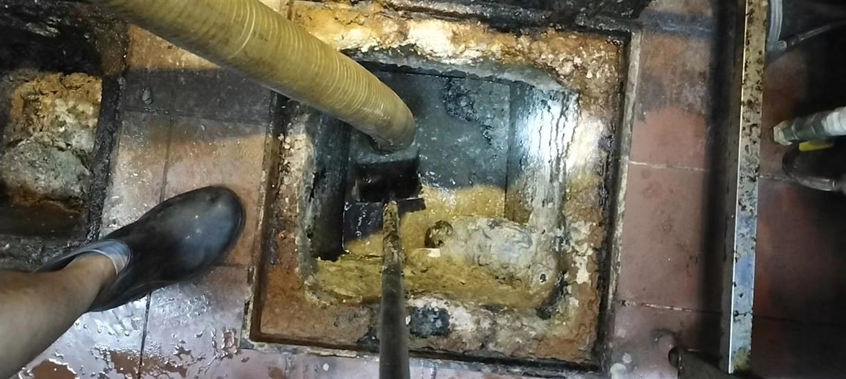 青阳化油池清理-污水池清掏